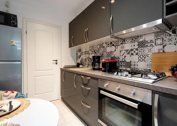 Apartament Plaza 197 *